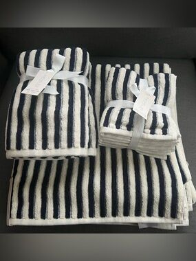 8 Pc Rachel Zoe Bath Towels Set Navy Blue Striped Cotton NEW